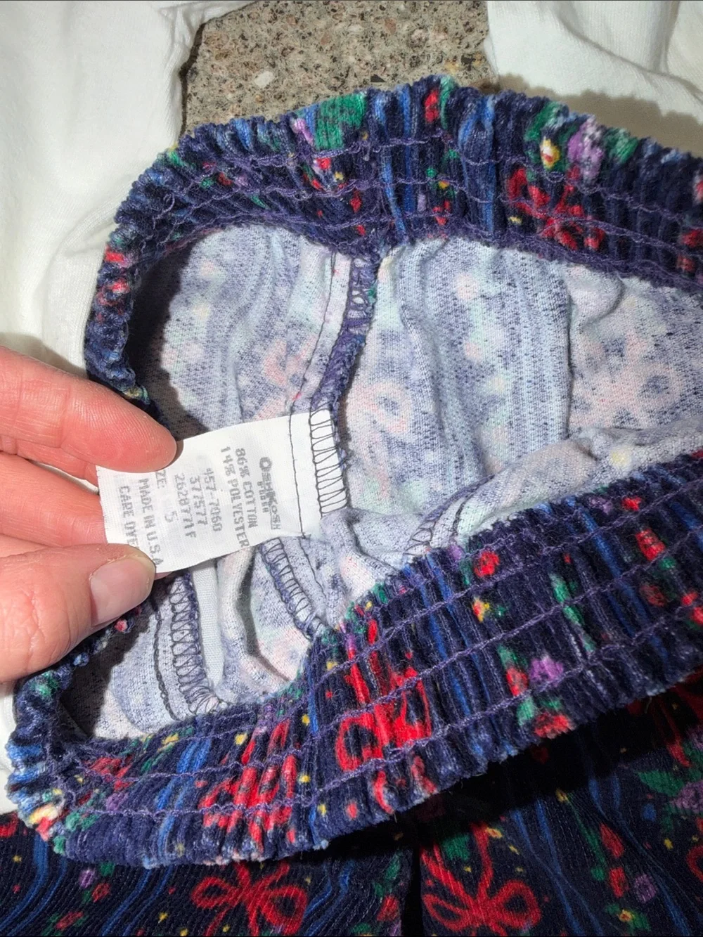 OshKosh B'gosh Vintage White Top with Navy Floral & Bow Corduroy pants and Top